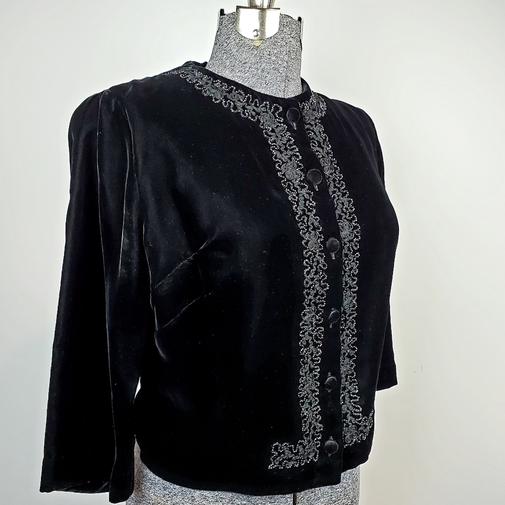 Vintage Duet Embroidered Velvet Bolero Style Jacket See Description for sizing